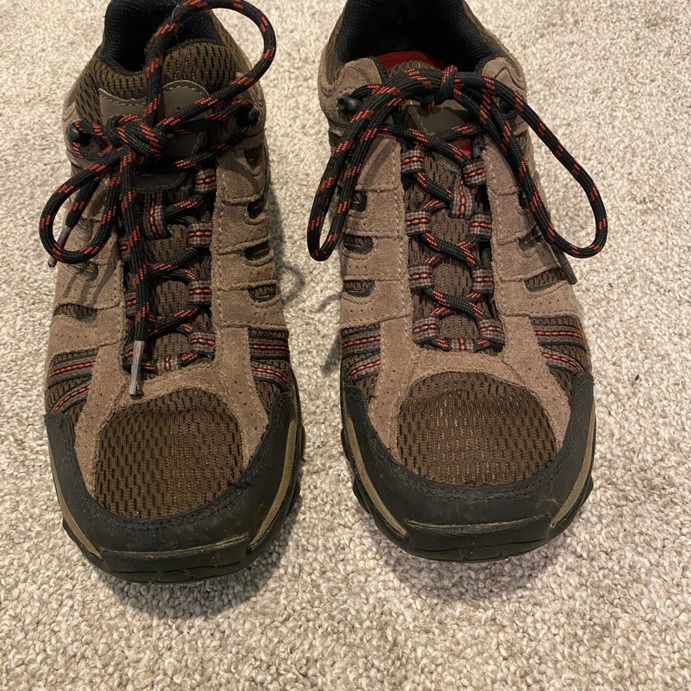 Columbia Brown and Black Athletic Shoes with Suede Mesh and Rugged Sole